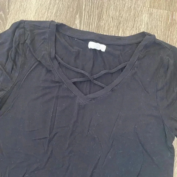 Womens Cupio Basic Black Short Sleeve Tee with Cross Front - S - Picture 2 of 5